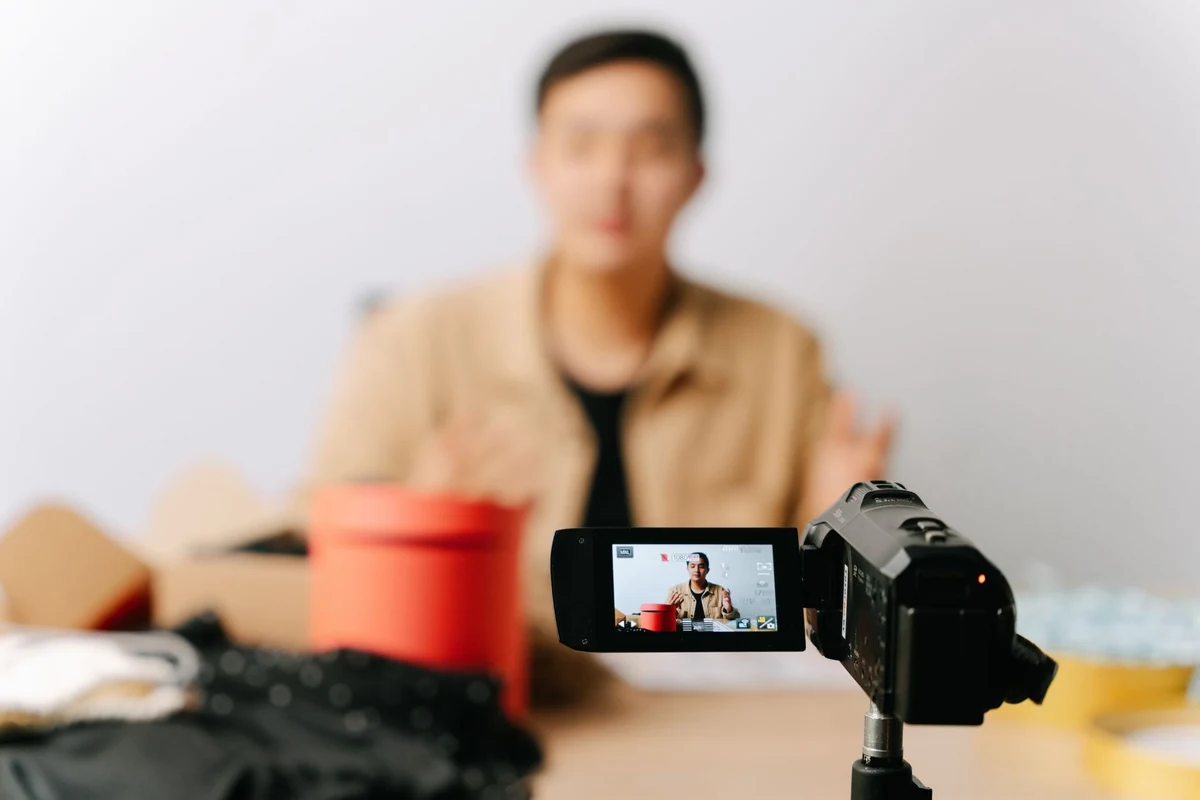 Minh họa trực quan cho dịch vụ Tăng Mắt Livestream TikTok Tự Động 24/7 Chuyên Nghiệp tại BuffFollow360