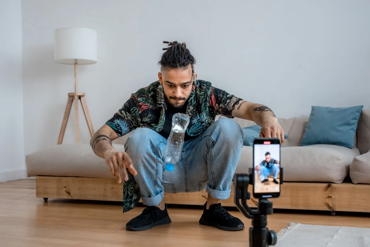 Minh họa trực quan cho dịch vụ Tăng Mắt Livestream TikTok Tự Động 24/7 Chuyên Nghiệp tại BuffFollow360