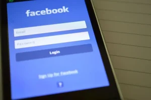 cách bật nút theo dõi trên facebook bằng điện thoại cho nick bán hàng